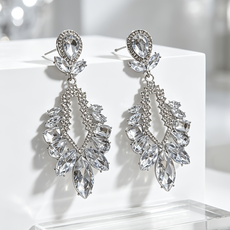 Women's Fashionable Long Style Temperament Earrings